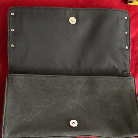 Victoria’s secret Purse - Picture 7 of 8